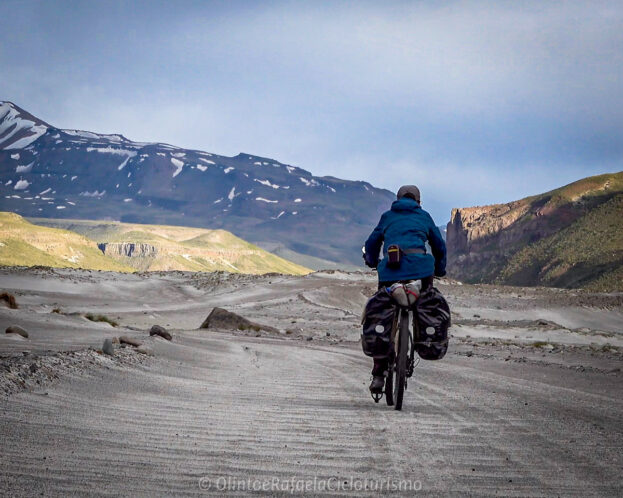 29-aventura-bicicleta-patagonia-andina-cicloturismo-malargue-las-loicas Arenal Paso Vergara